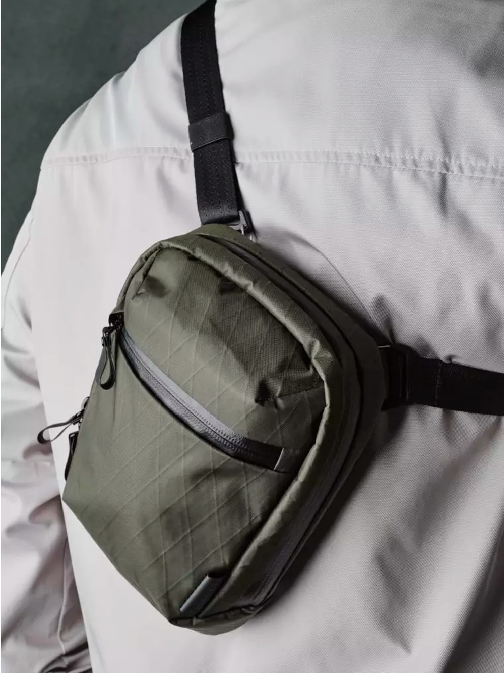 Men's Olive Green Crossbody Belt Bag with Black Strap